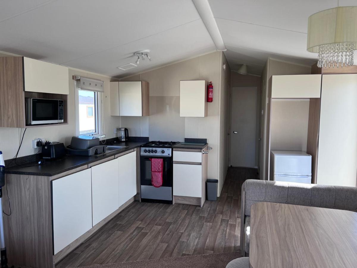 Pg173 Golden Palm Resort 6 Berth Caravan With Decking Chapel Saint Leonards Εξωτερικό φωτογραφία